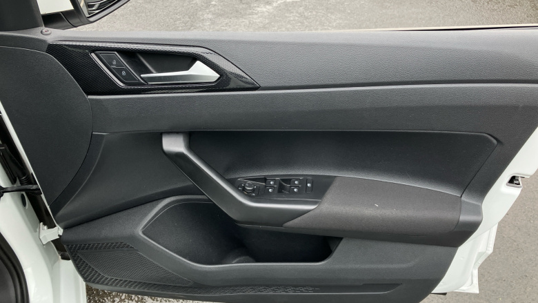 Volkswagen Polo 1.0 Life 5dr Petrol Hatchback